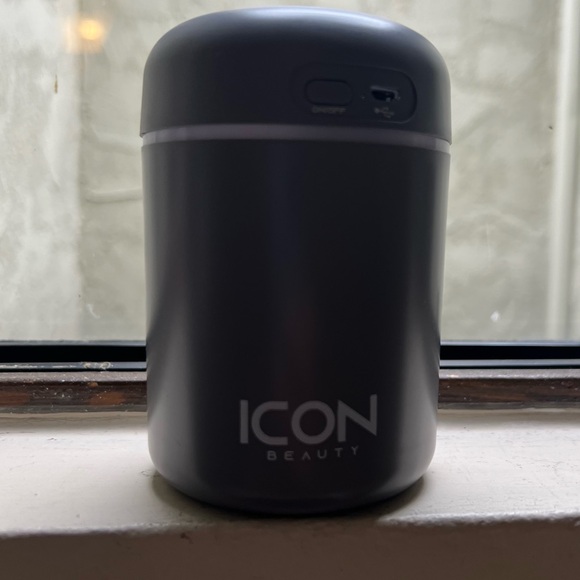🆕 🩶ICON🩶Beauty Mini Humidifier - Gray - Picture 2 of 4